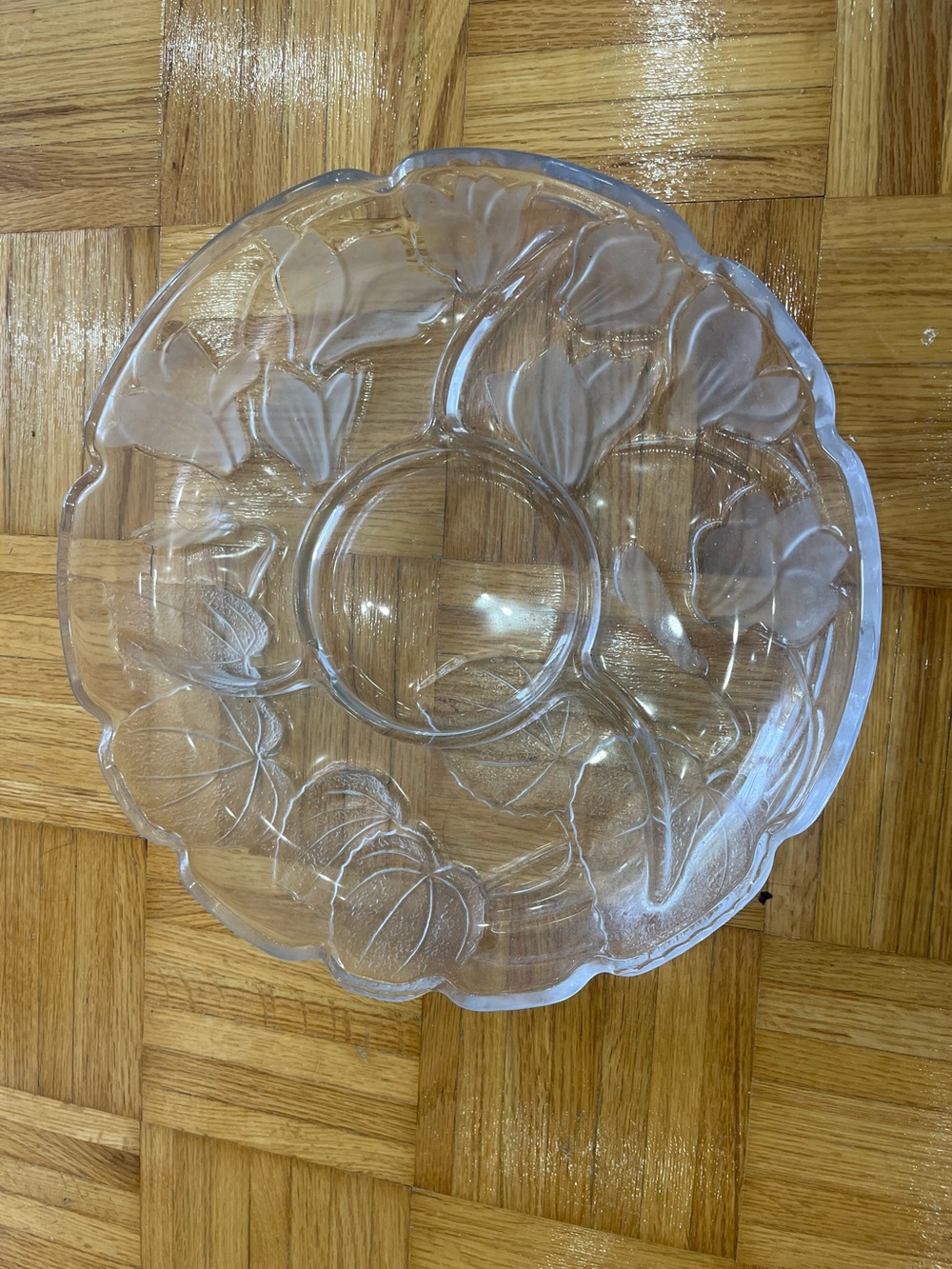 Vintage Clear Glass Floral Serving Bowl - Classic Home Dining